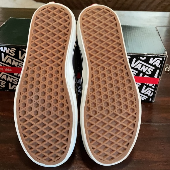Vans zebra print authentic slip on size 3 - Picture 5 of 7
